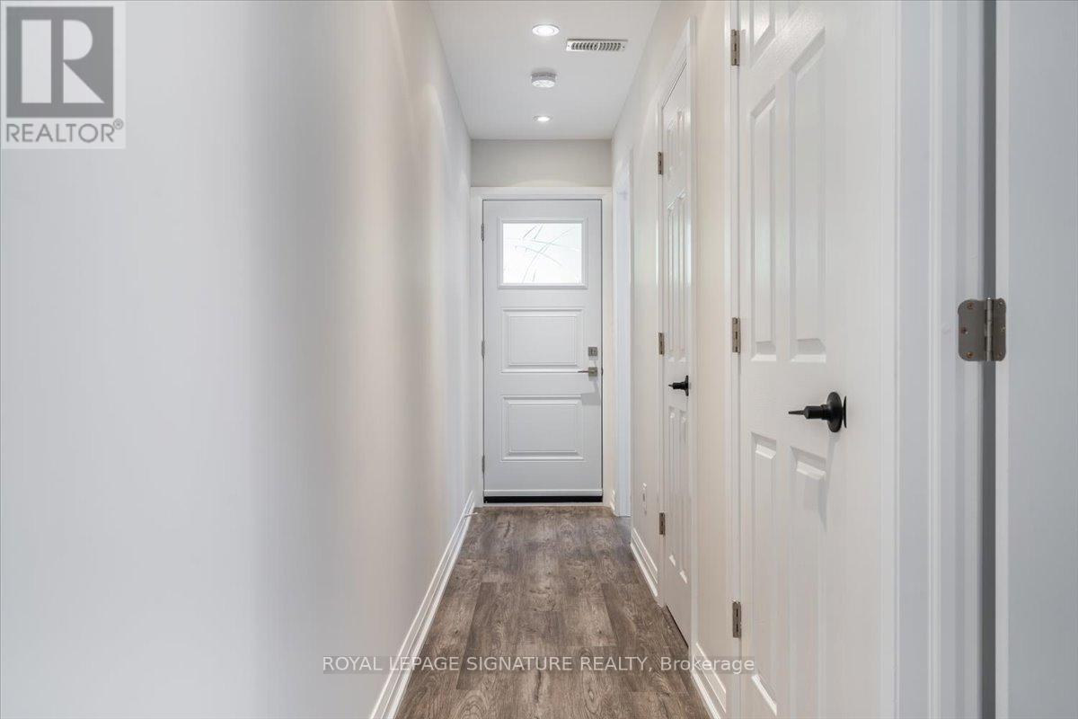 Upper - 184 Millwood Road, Toronto, Ontario  M4S 1J7 - Photo 14 - C12706370