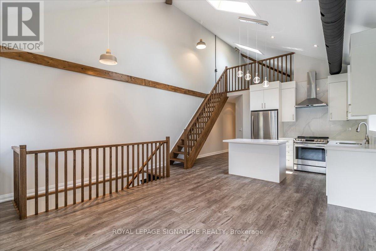 Upper - 184 Millwood Road, Toronto, Ontario  M4S 1J7 - Photo 2 - C12706370