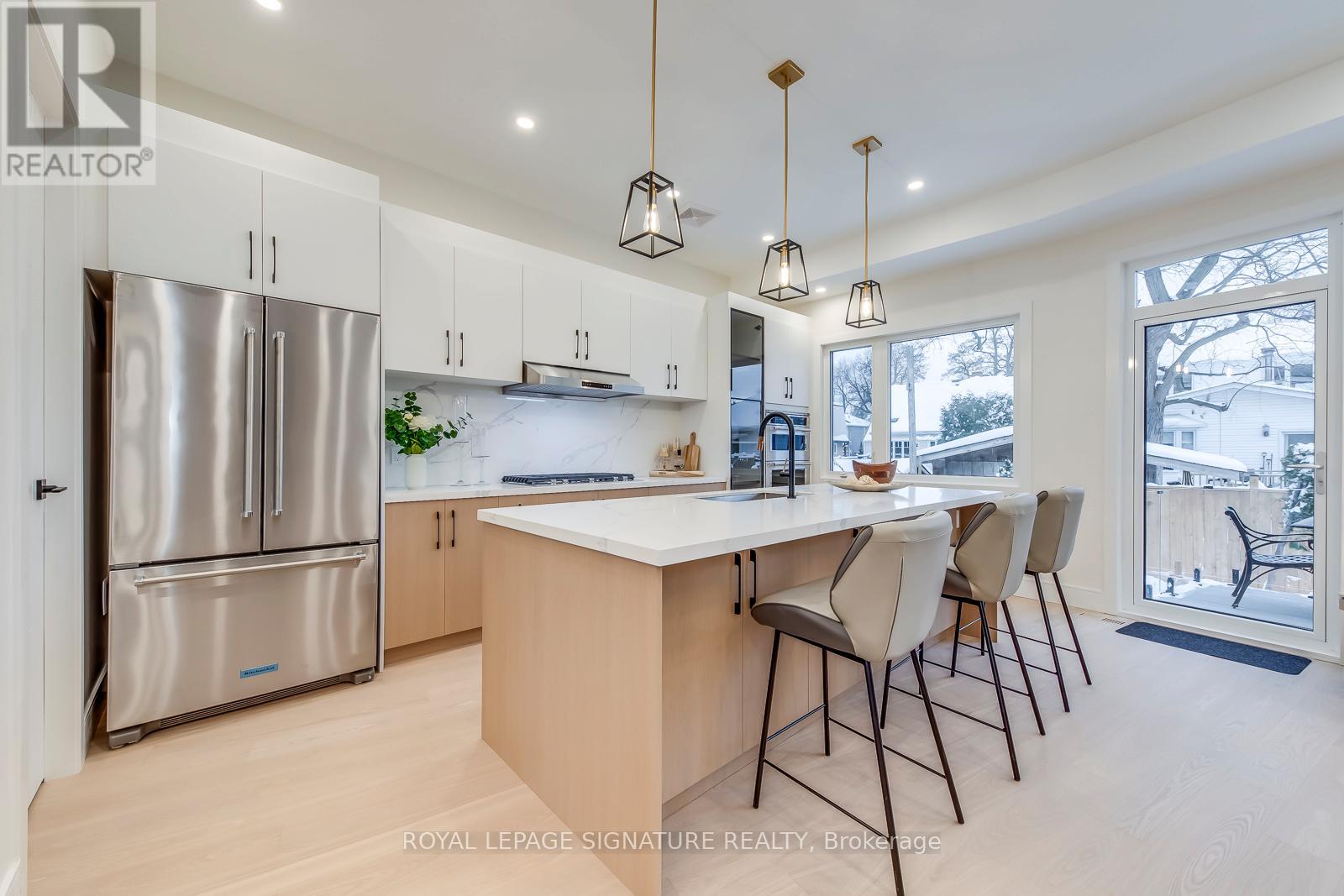 24 Merritt Road, Toronto, Ontario  M4B 3K5 - Photo 11 - E12706364