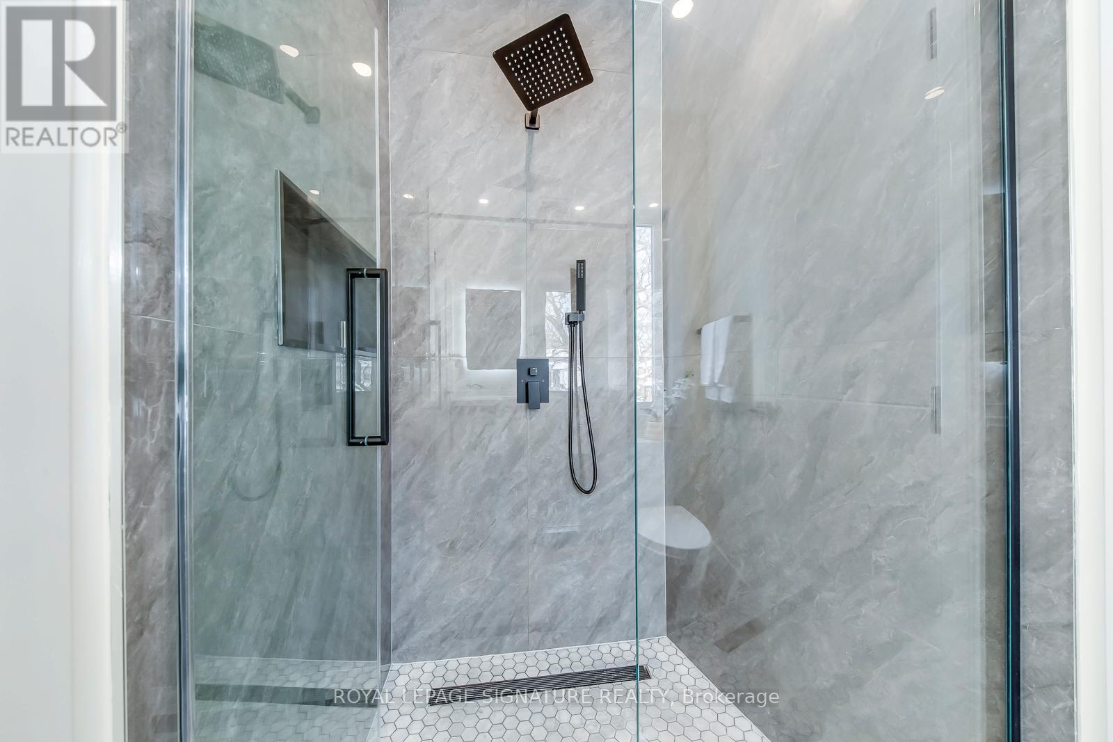 24 Merritt Road, Toronto, Ontario  M4B 3K5 - Photo 28 - E12706364