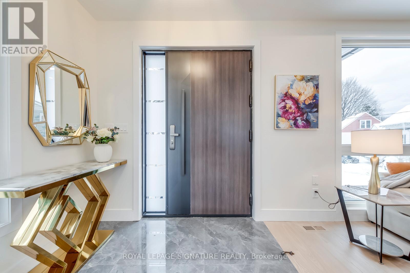 24 Merritt Road, Toronto, Ontario  M4B 3K5 - Photo 3 - E12706364