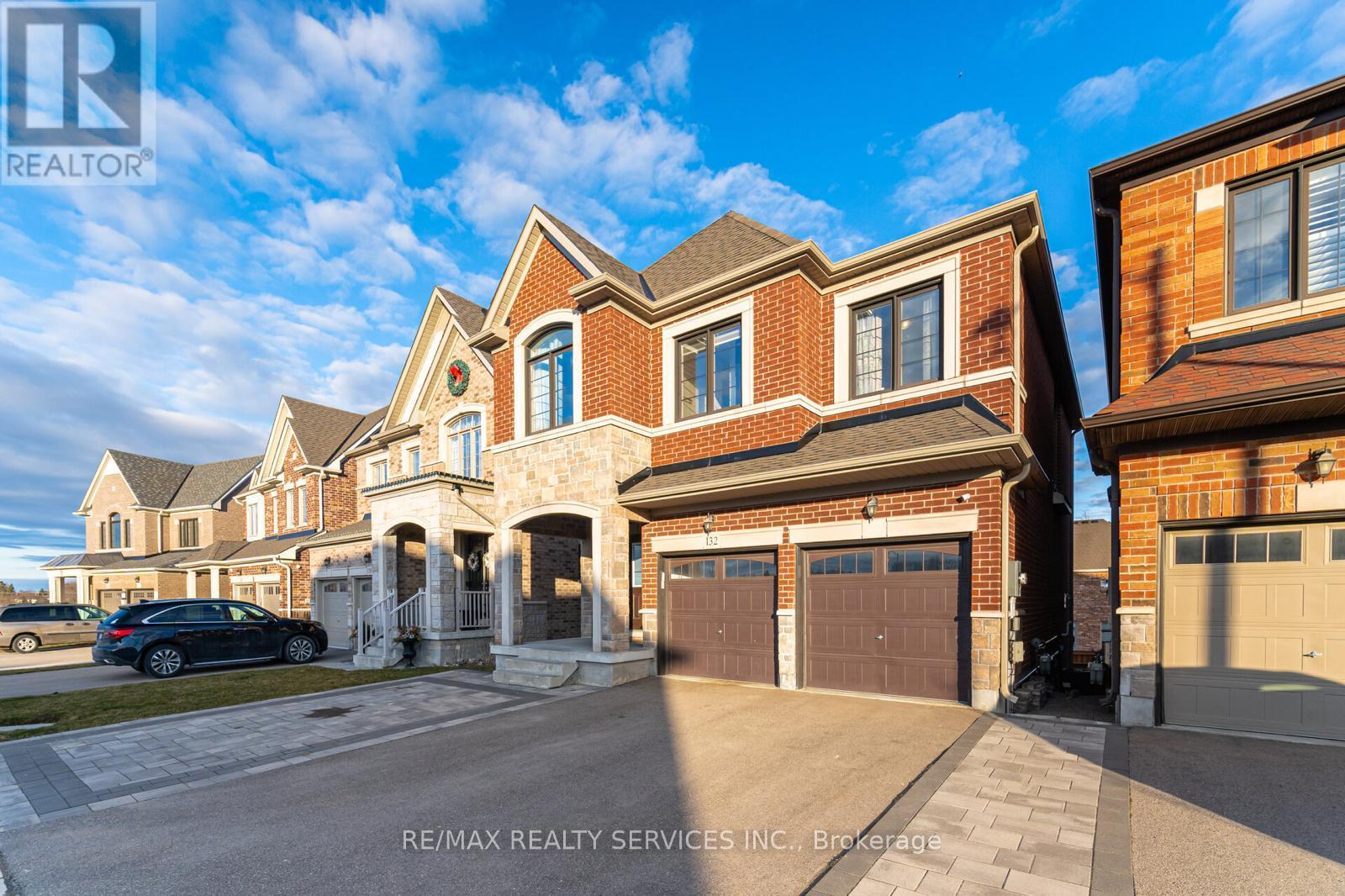 132 Meadow Vista Crescent, East Gwillimbury, Ontario  L9N 0T4 - Photo 3 - N12706342