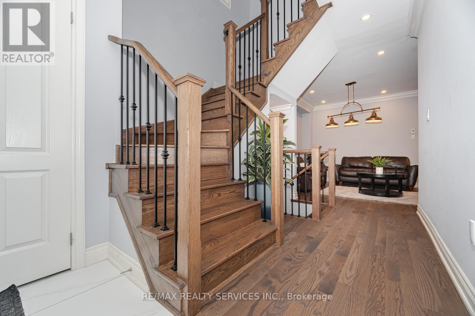 132 Meadow Vista Crescent, East Gwillimbury, Ontario  L9N 0T4 - Photo 7 - N12706342