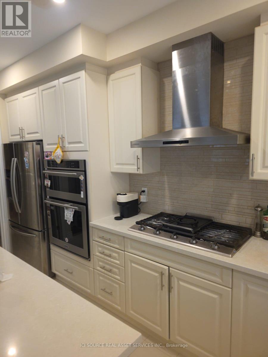 14 Boundary Creek Path, Brampton, Ontario  L6Y 6E1 - Photo 11 - W12706316