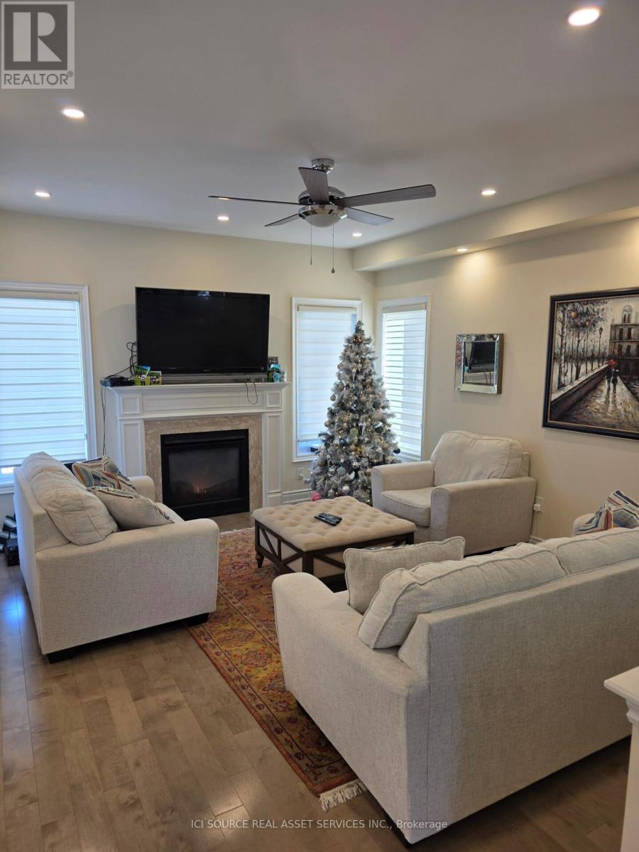 14 Boundary Creek Path, Brampton, Ontario  L6Y 6E1 - Photo 6 - W12706316