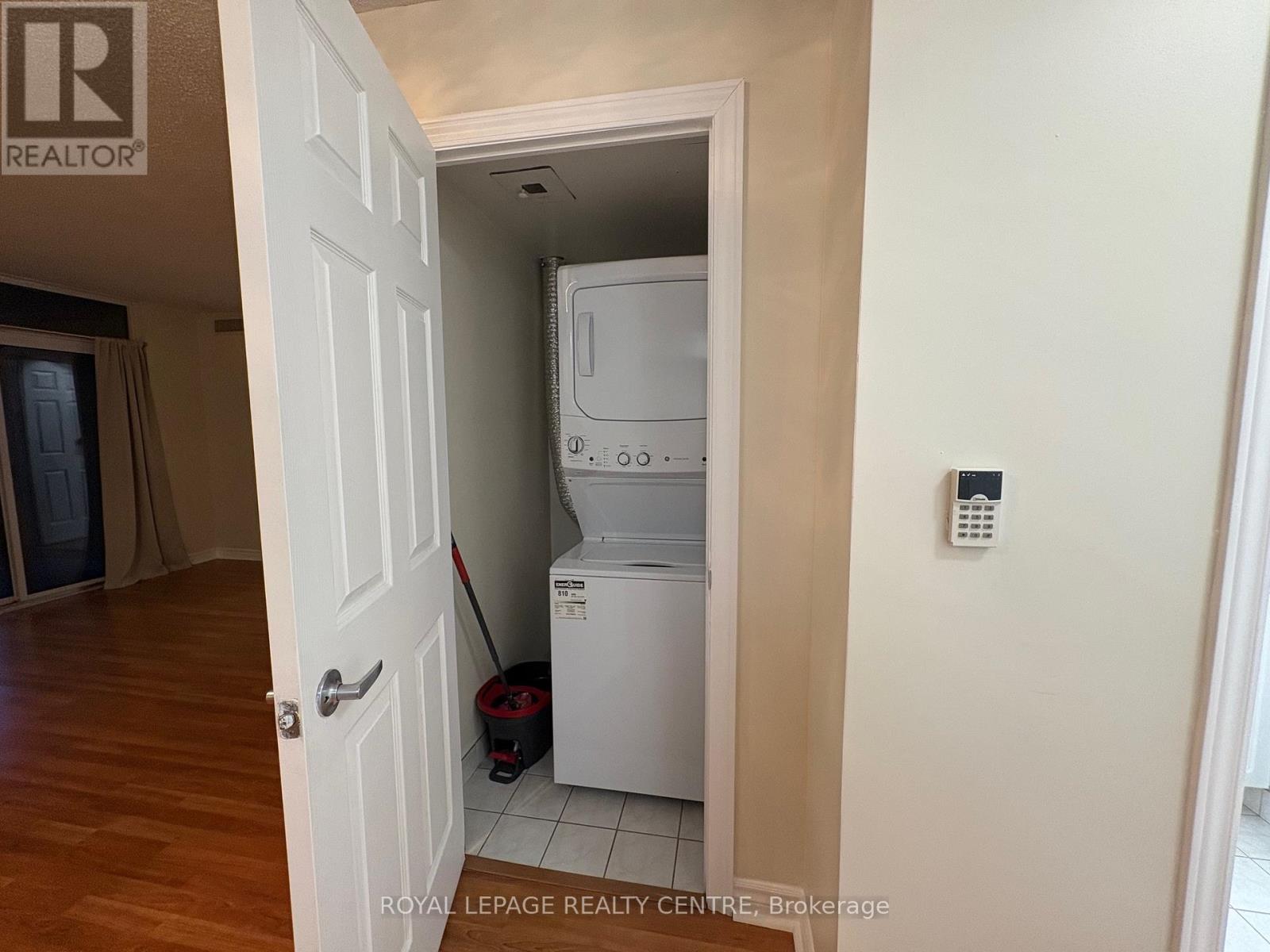 830 - 3888 Duke Of York Boulevard, Mississauga, Ontario  L5B 4P5 - Photo 19 - W12706324