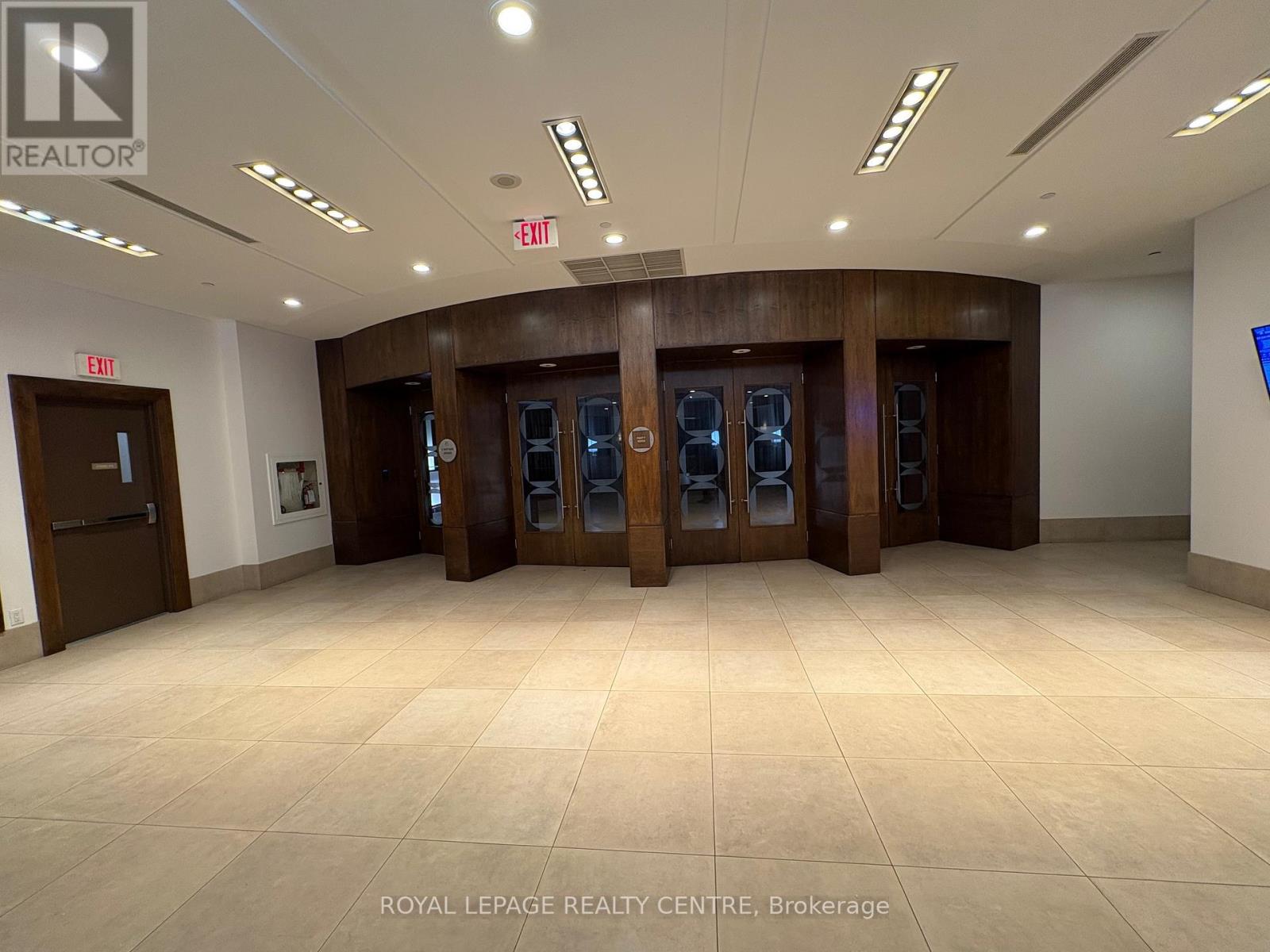 830 - 3888 Duke Of York Boulevard, Mississauga, Ontario  L5B 4P5 - Photo 25 - W12706324