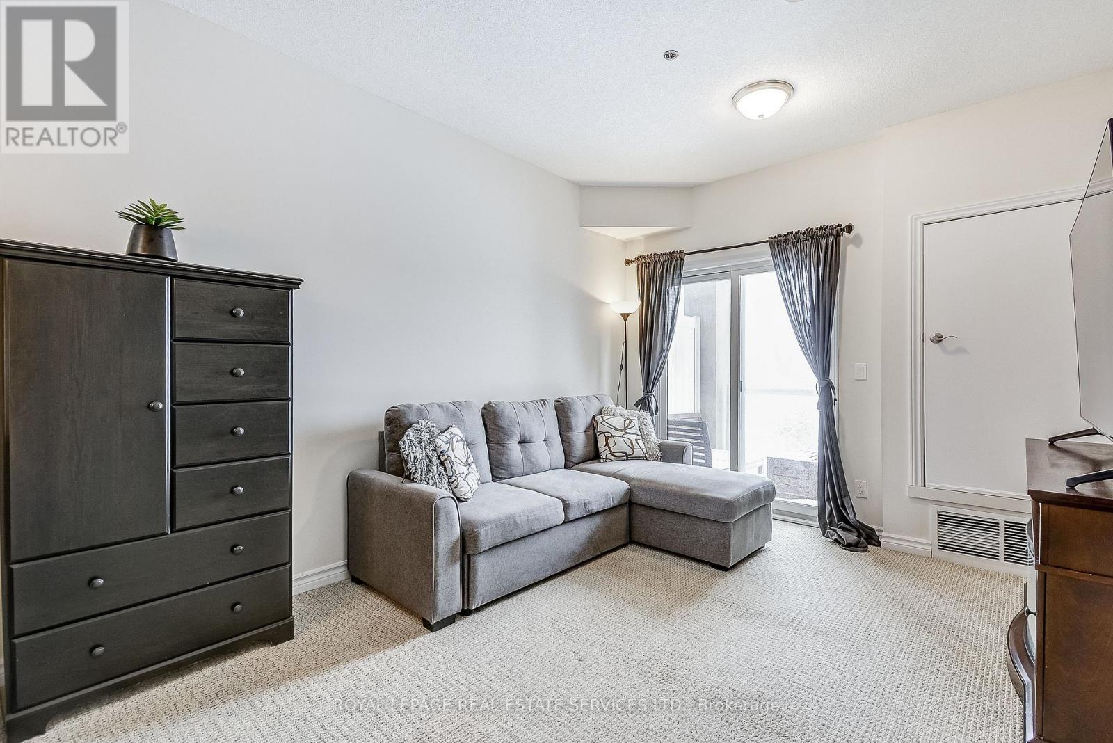 211 - 1360 Costigan Road, Milton, Ontario  L9T 0Y8 - Photo 9 - W12706366