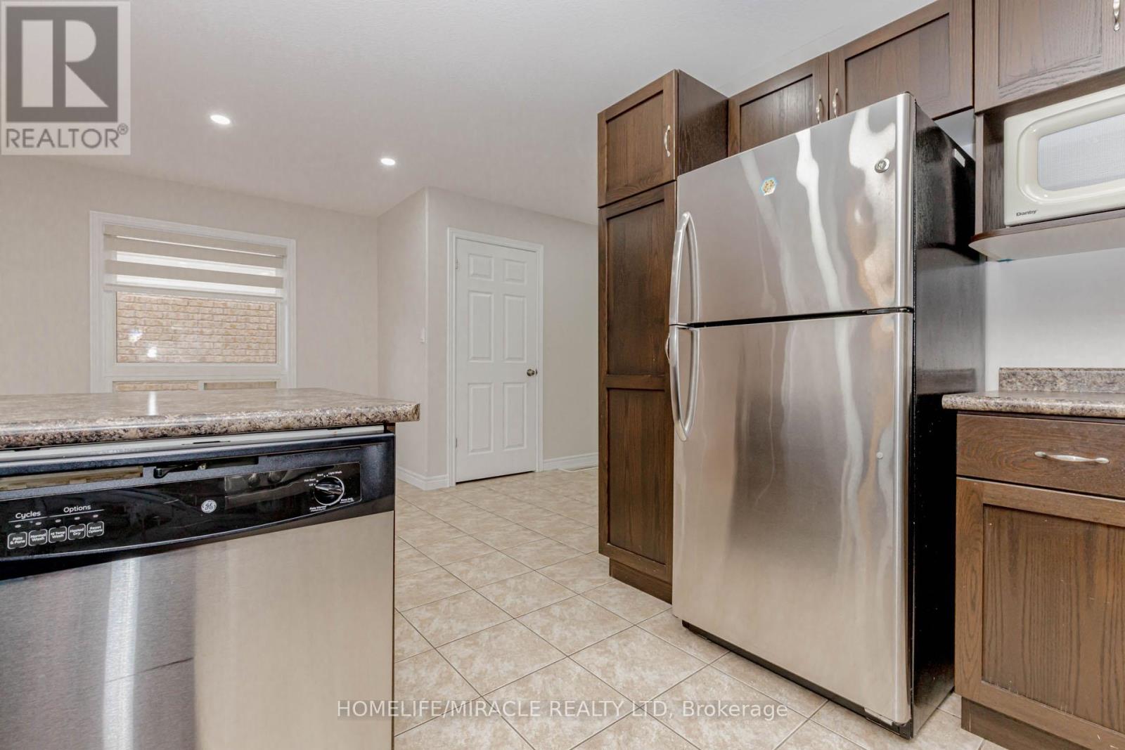 21 Dougall Street, Guelph, Ontario  N1E 0G8 - Photo 15 - X12706292