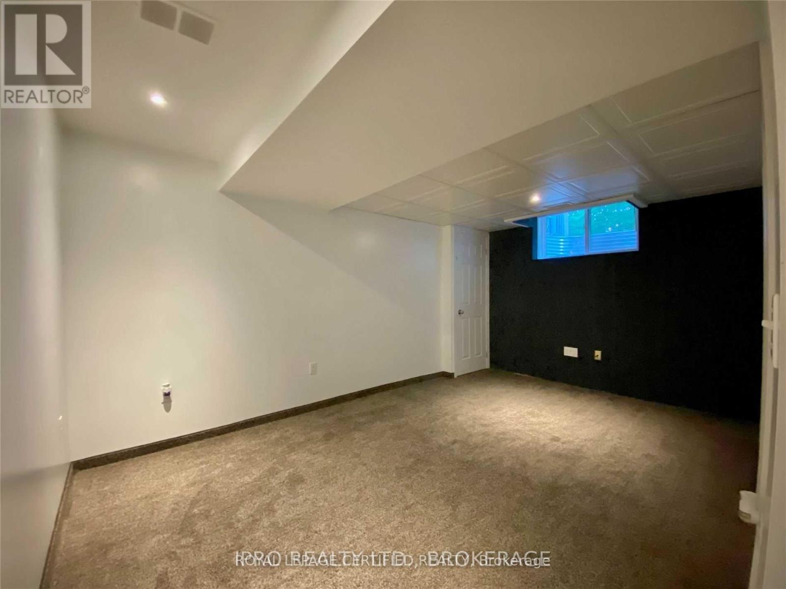 23 - 300 Fallowfield Drive, Kitchener, Ontario  N2C 2T8 - Photo 10 - X12706338