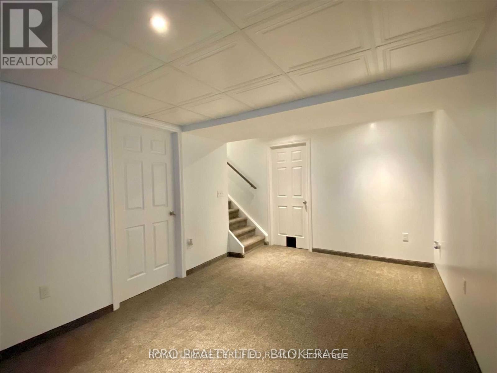 23 - 300 Fallowfield Drive, Kitchener, Ontario  N2C 2T8 - Photo 11 - X12706338