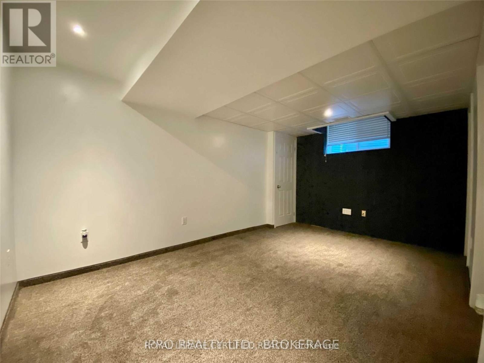 23 - 300 Fallowfield Drive, Kitchener, Ontario  N2C 2T8 - Photo 13 - X12706338