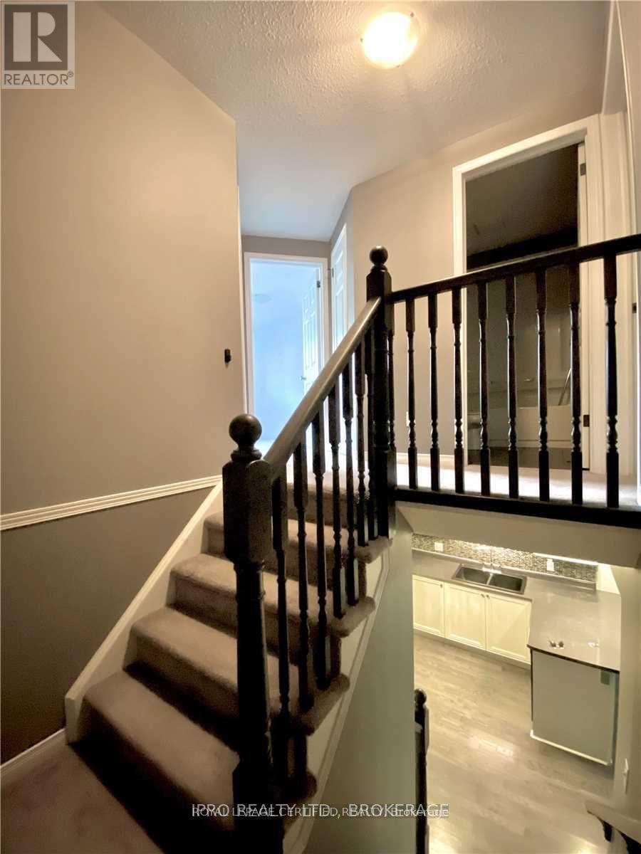 23 - 300 Fallowfield Drive, Kitchener, Ontario  N2C 2T8 - Photo 6 - X12706338