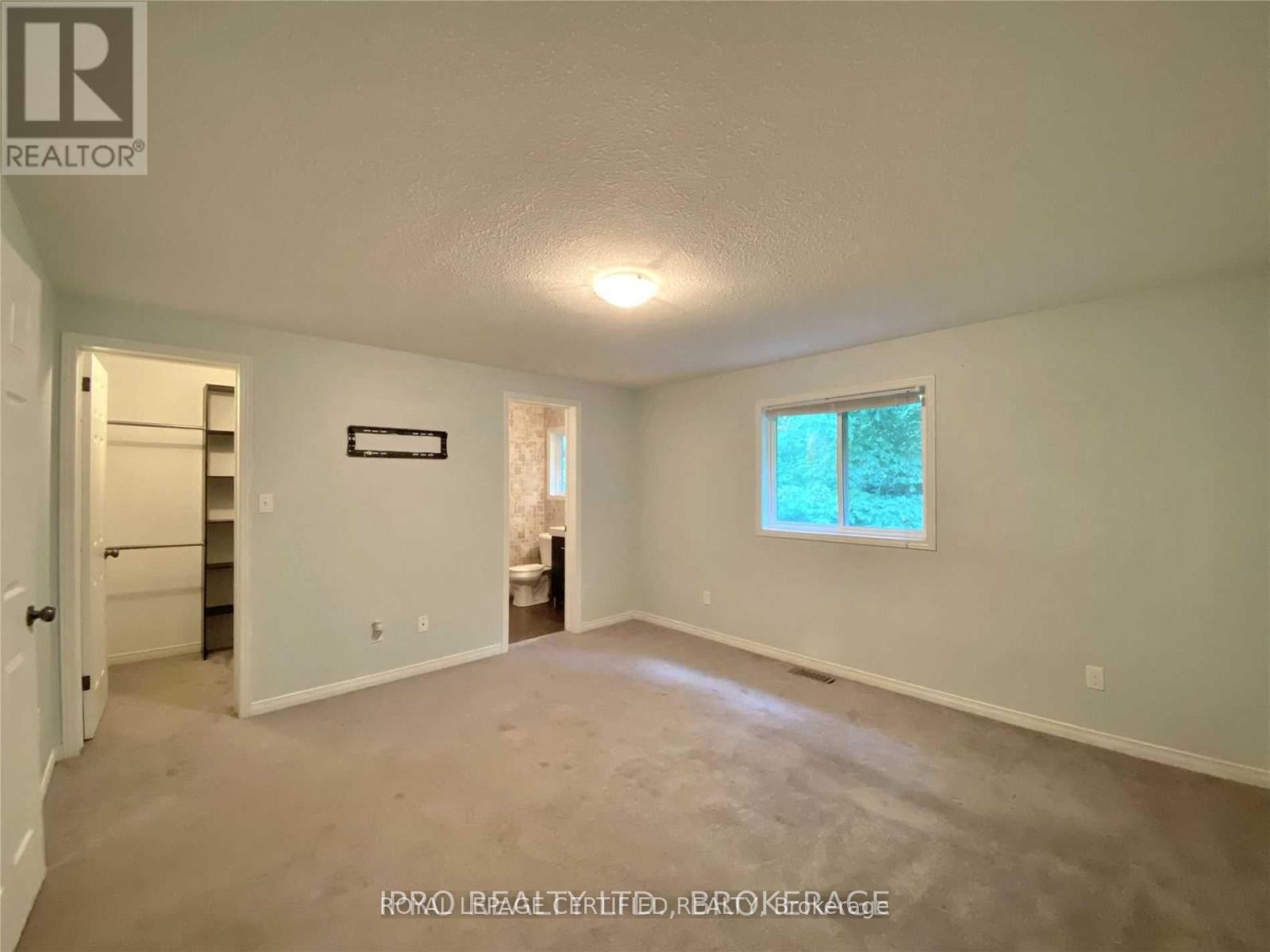 23 - 300 Fallowfield Drive, Kitchener, Ontario  N2C 2T8 - Photo 9 - X12706338