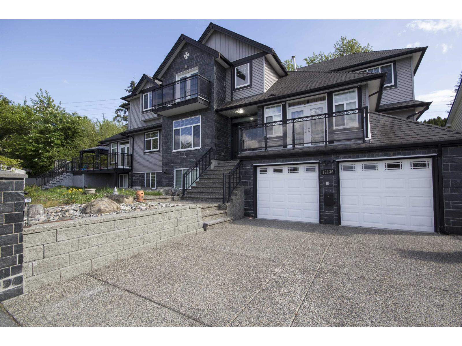 12136 100a Avenue, Surrey, British Columbia  V3V 2Y5 - Photo 2 - R3064082