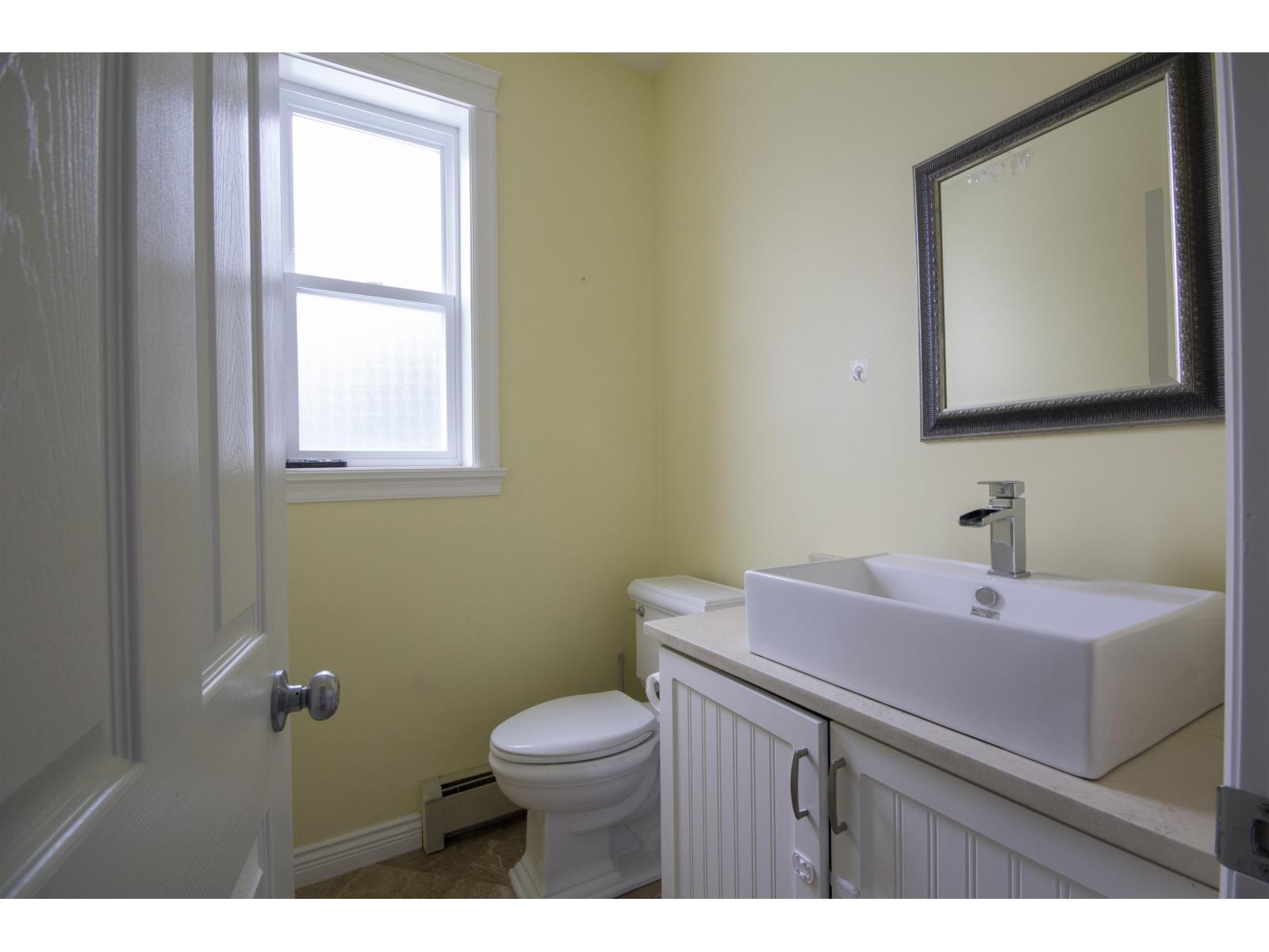 12136 100a Avenue, Surrey, British Columbia  V3V 2Y5 - Photo 13 - R3064082