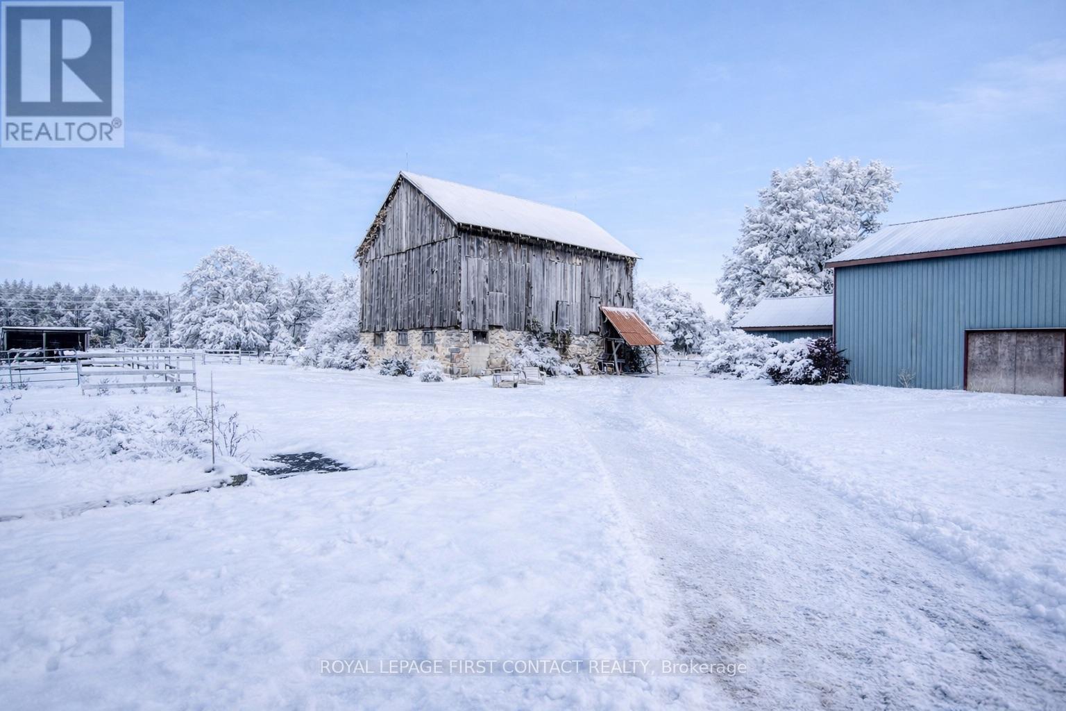 2041 Flos 4 Road W, Springwater, Ontario  L0L 2K0 - Photo 20 - S12444432