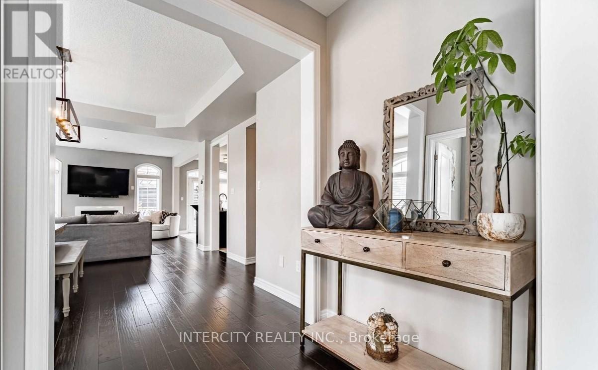 363 Robert Parkinson Drive, Brampton, Ontario  L7A 4C3 - Photo 10 - W12695388