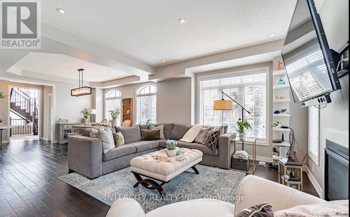 363 Robert Parkinson Drive, Brampton, Ontario  L7A 4C3 - Photo 31 - W12695388