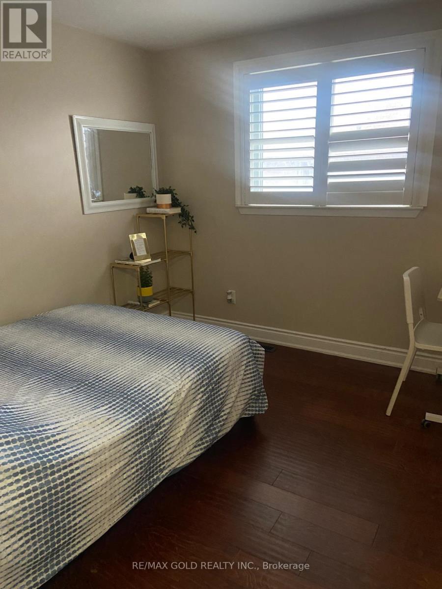 67 Archdekin Drive S, Brampton, Ontario  L6V 1V1 - Photo 10 - W12706238