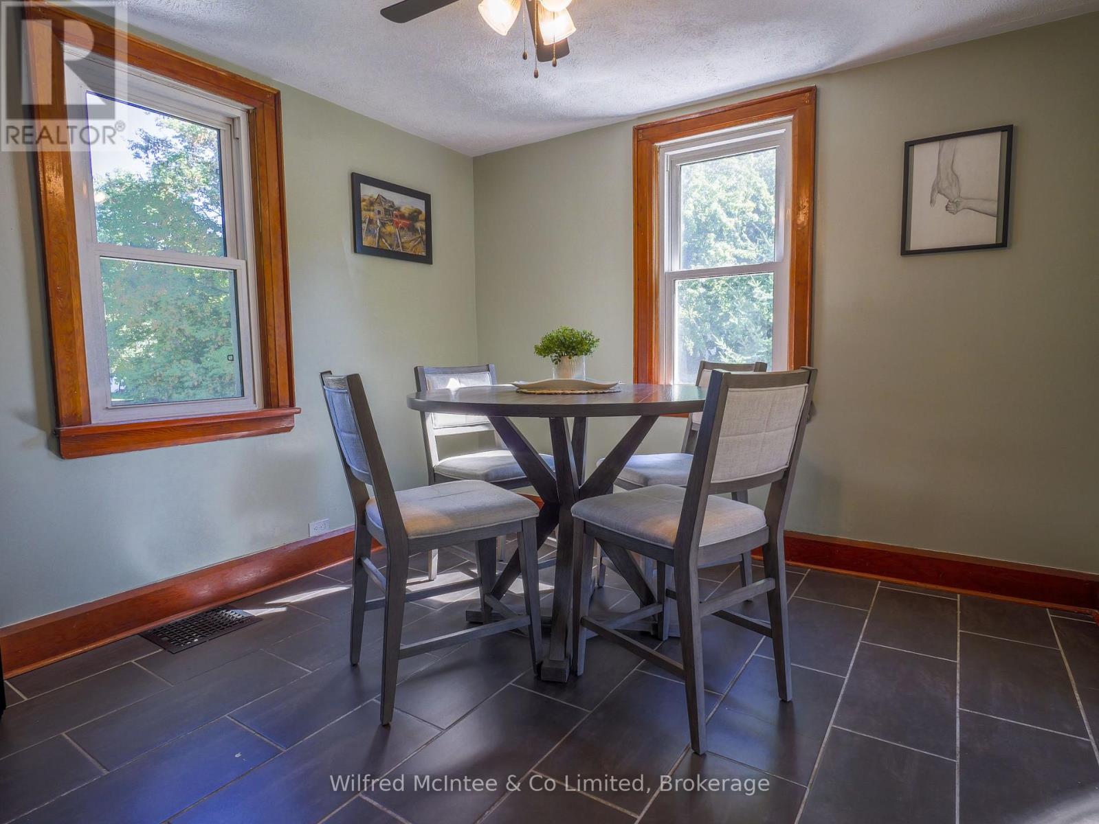 304 Napier Street, Brockton, Ontario  N0G 2V0 - Photo 6 - X12706390