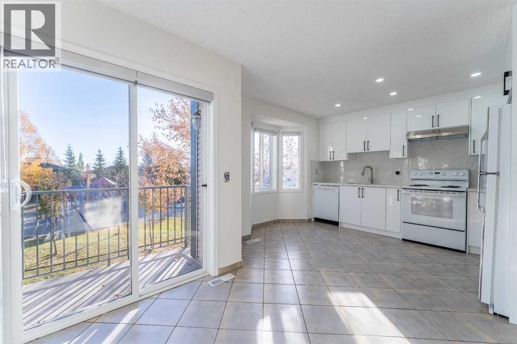 121 Eversyde Point Sw, Calgary, Alberta  T2Y 4X7 - Photo 11 - A2266373