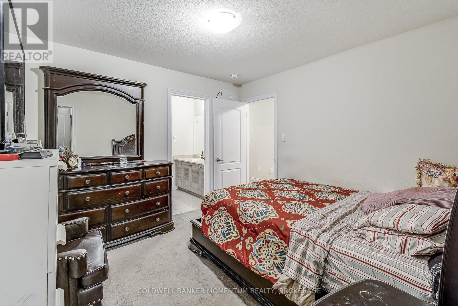 516 Barker Parkway, Thorold, Ontario  L2V 0K1 - Photo 23 - X12704686