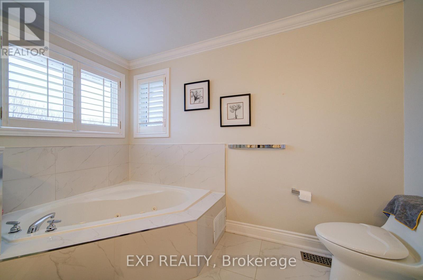 116 Colesbrook Road, Richmond Hill, Ontario  L4S 2G3 - Photo 23 - N12703752