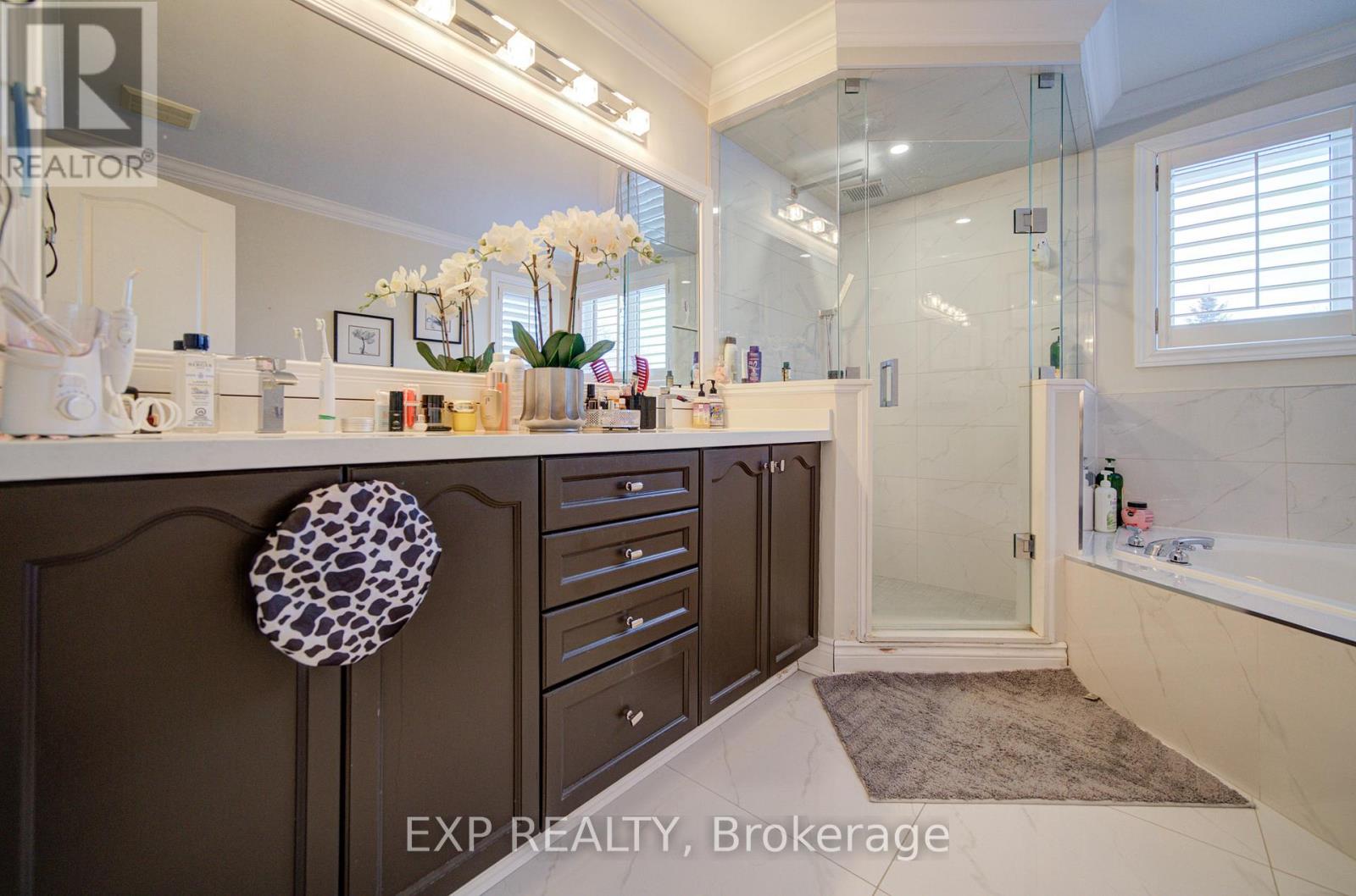 116 Colesbrook Road, Richmond Hill, Ontario  L4S 2G3 - Photo 22 - N12703752