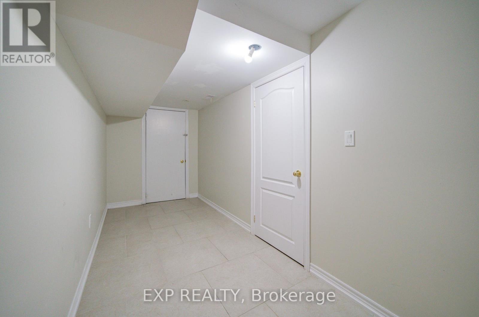 116 Colesbrook Road, Richmond Hill, Ontario  L4S 2G3 - Photo 36 - N12703752