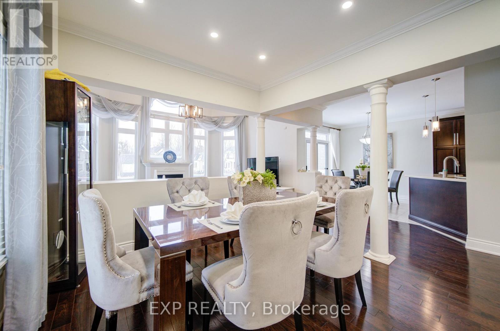 116 Colesbrook Road, Richmond Hill, Ontario  L4S 2G3 - Photo 8 - N12703752