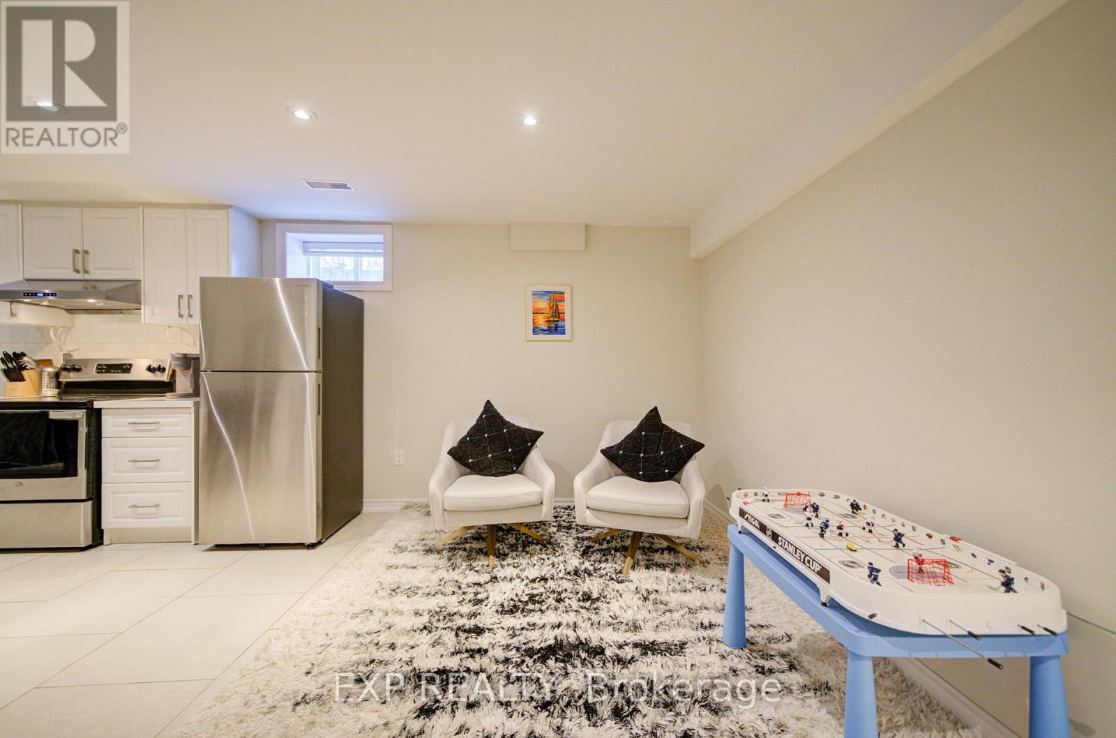 116 Colesbrook Road, Richmond Hill, Ontario  L4S 2G3 - Photo 41 - N12703752