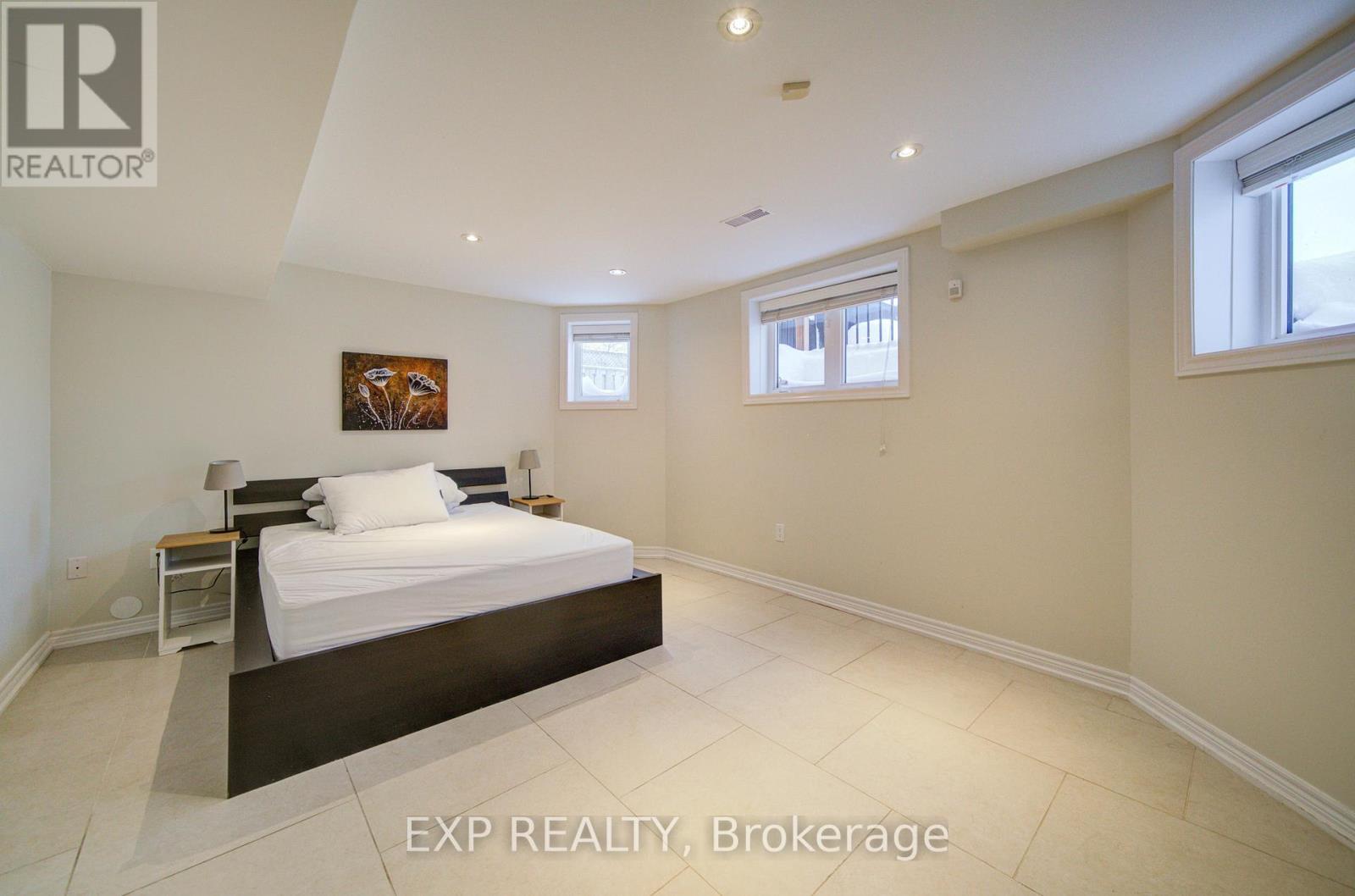 116 Colesbrook Road, Richmond Hill, Ontario  L4S 2G3 - Photo 45 - N12703752