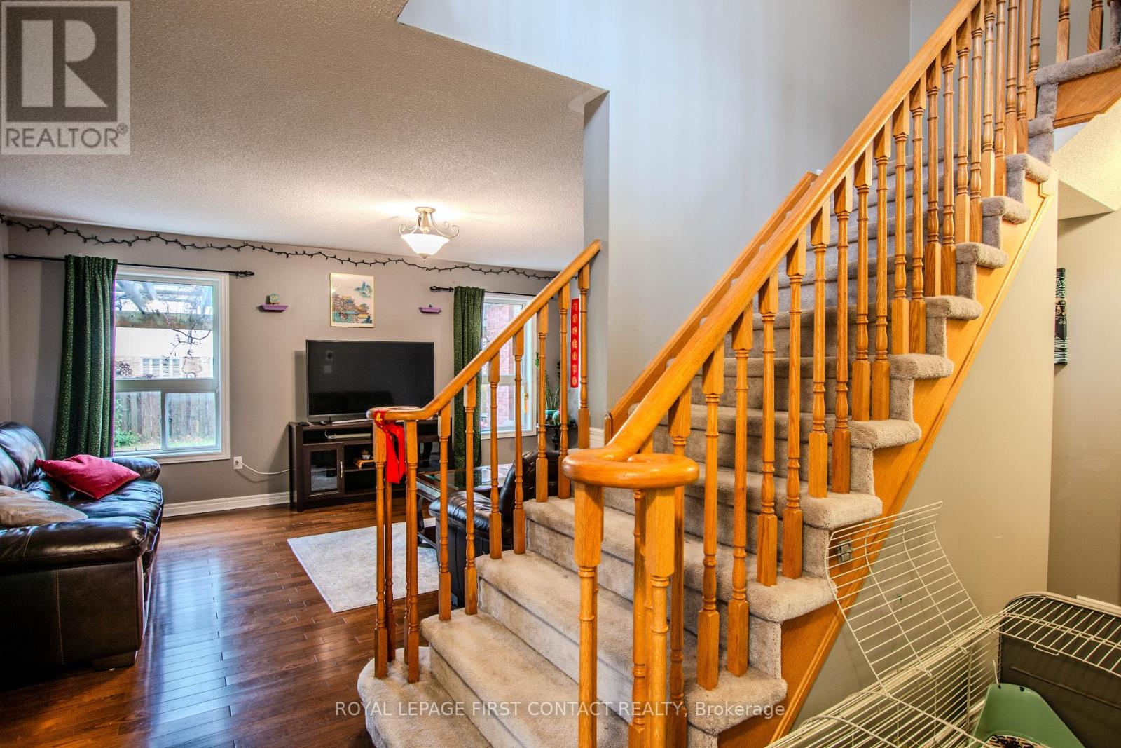 63 Gore Drive, Barrie, Ontario  L4N 5R5 - Photo 4 - S12609146