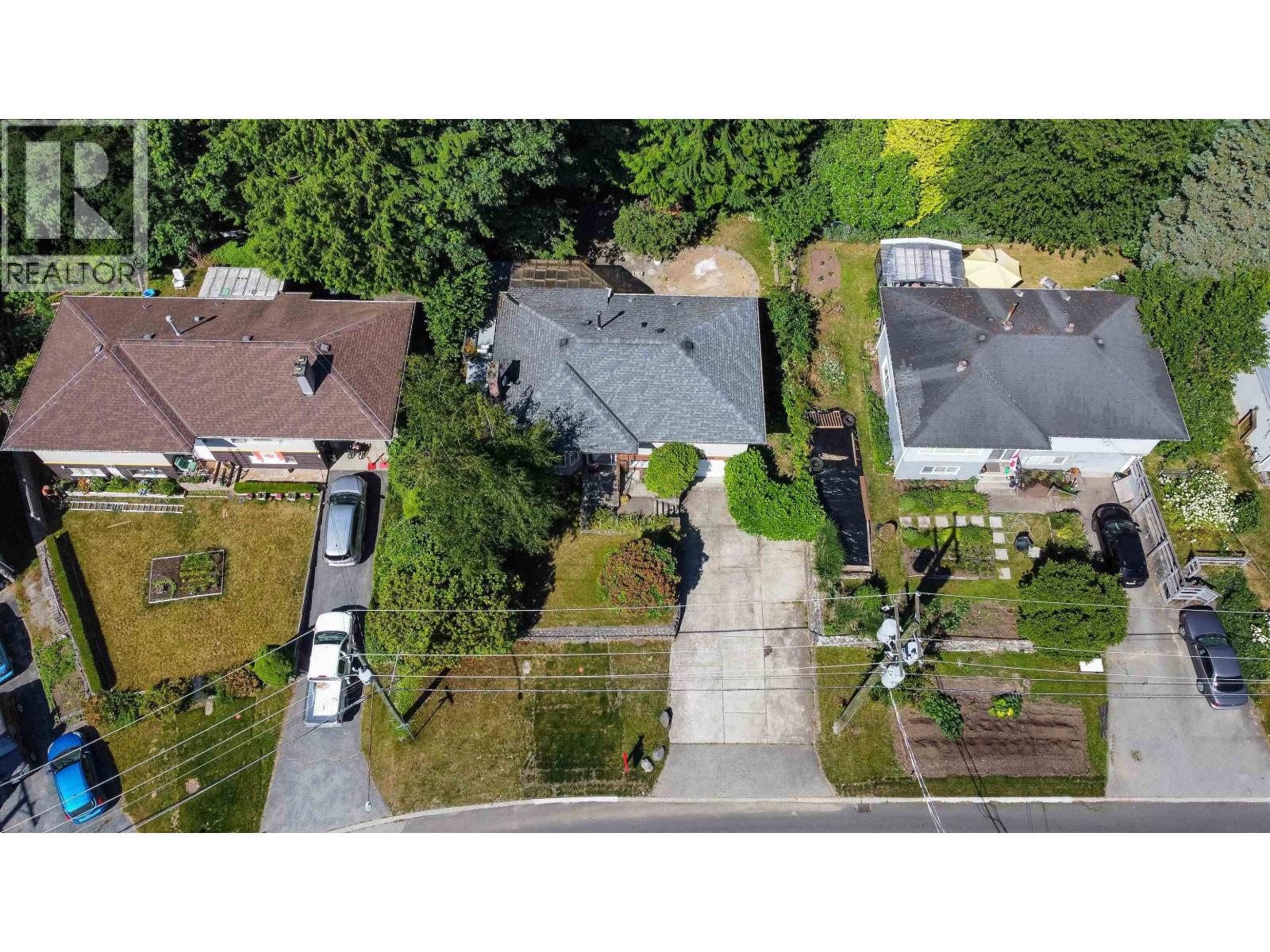 646 Claremont Street, Coquitlam, British Columbia  V3J 3T4 - Photo 2 - R3080468