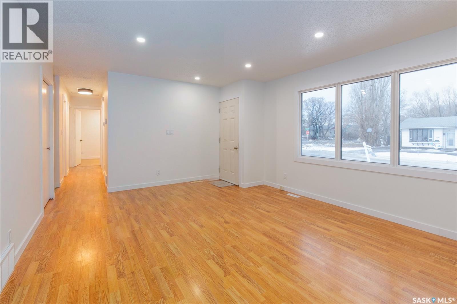 1386 Manitou Crescent, Moose Jaw, Saskatchewan  S6H 7C5 - Photo 10 - SK026992