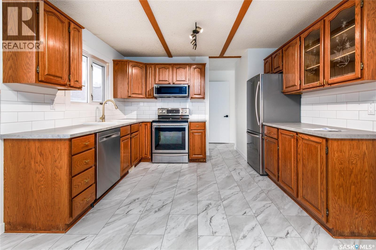 1386 Manitou Crescent, Moose Jaw, Saskatchewan  S6H 7C5 - Photo 14 - SK026992