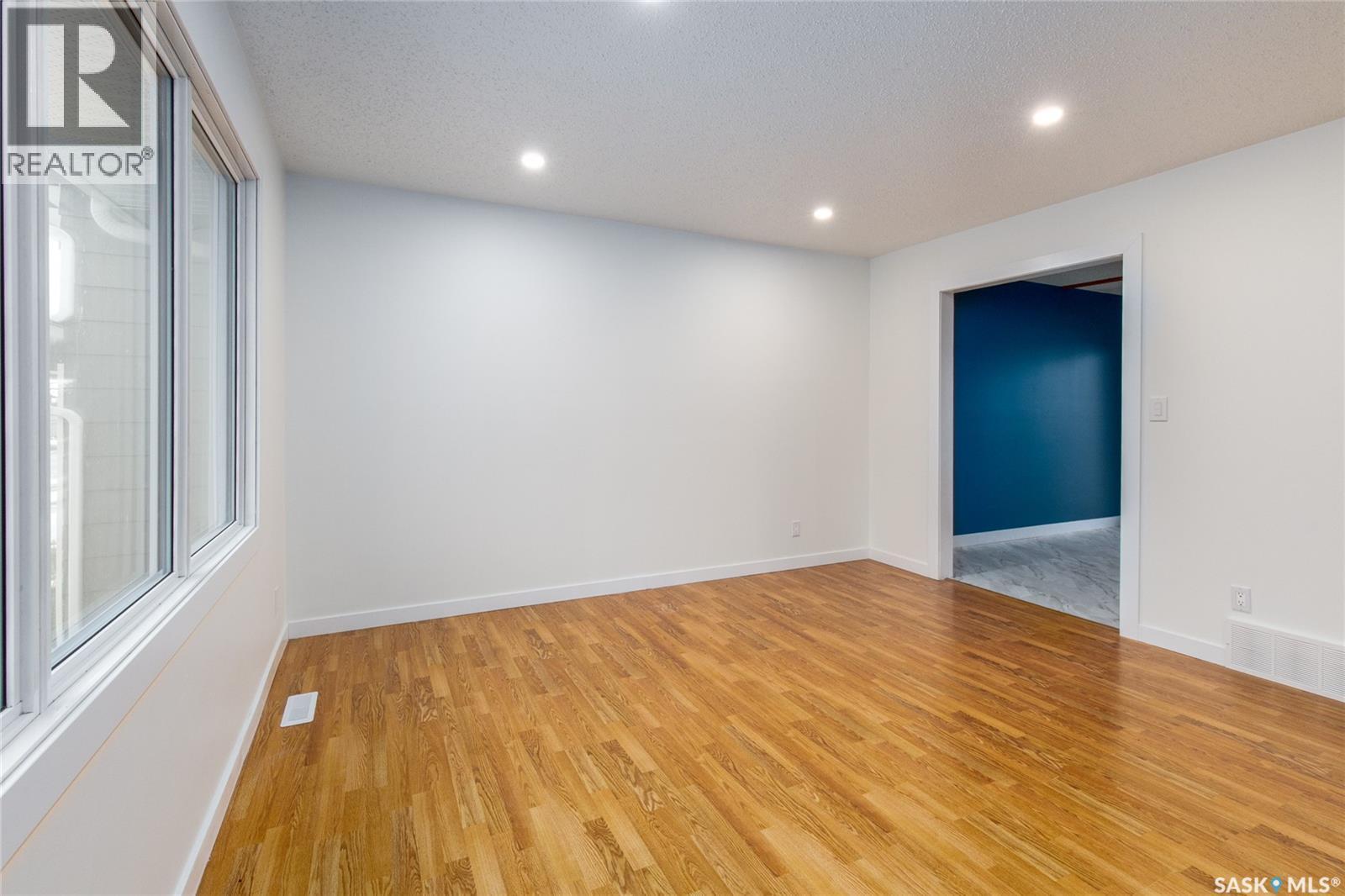 1386 Manitou Crescent, Moose Jaw, Saskatchewan  S6H 7C5 - Photo 8 - SK026992