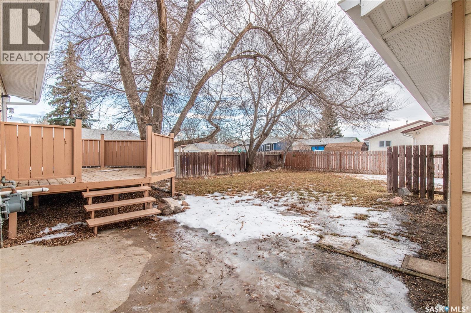 1386 Manitou Crescent, Moose Jaw, Saskatchewan  S6H 7C5 - Photo 41 - SK026992