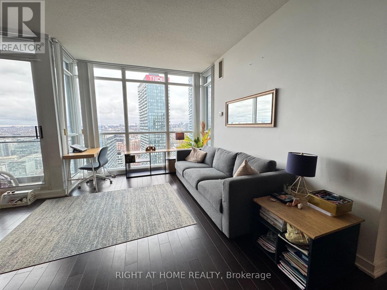 3806 - 25 Capreol Court, Toronto, Ontario  M5V 3Z7 - Photo 4 - C12705204