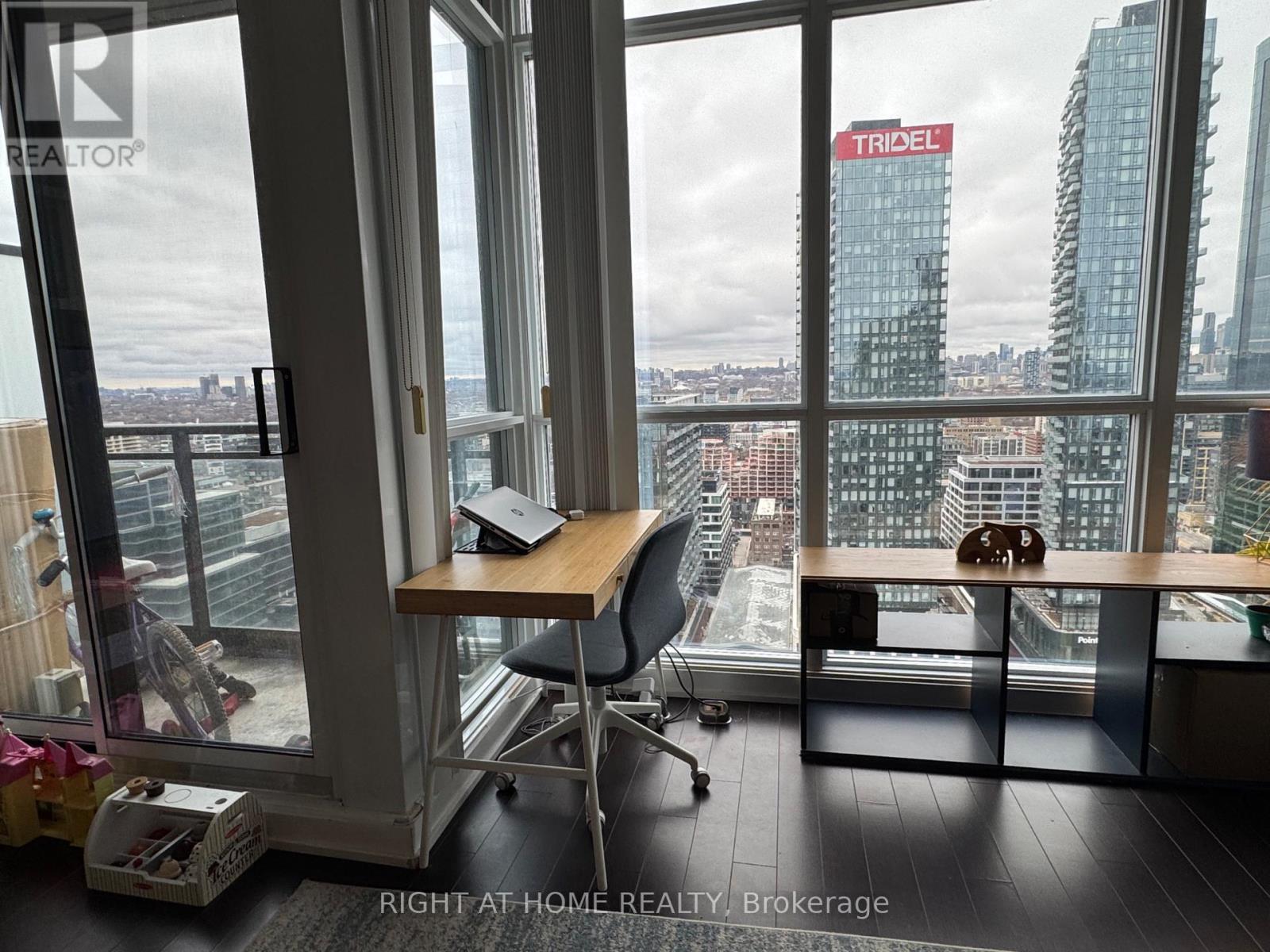 3806 - 25 Capreol Court, Toronto, Ontario  M5V 3Z7 - Photo 10 - C12705204