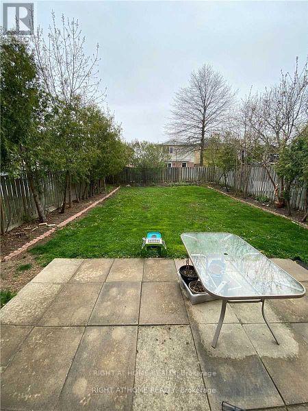 3158 Mccarron Crescent E, Mississauga, Ontario  L5N 3H5 - Photo 22 - W12611250