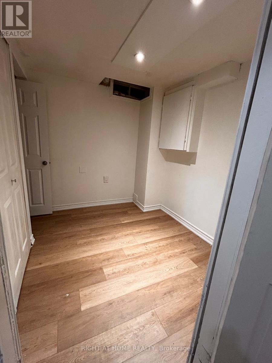 3158 Mccarron Crescent E, Mississauga, Ontario  L5N 3H5 - Photo 20 - W12611250