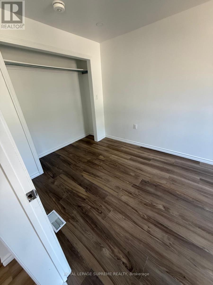 35 Kingscourt Avenue, Kingston, Ontario  K7K 4N6 - Photo 2 - X12706374