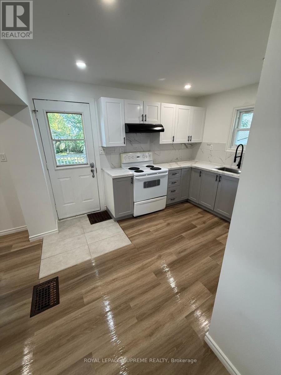 35 Kingscourt Avenue, Kingston, Ontario  K7K 4N6 - Photo 5 - X12706374