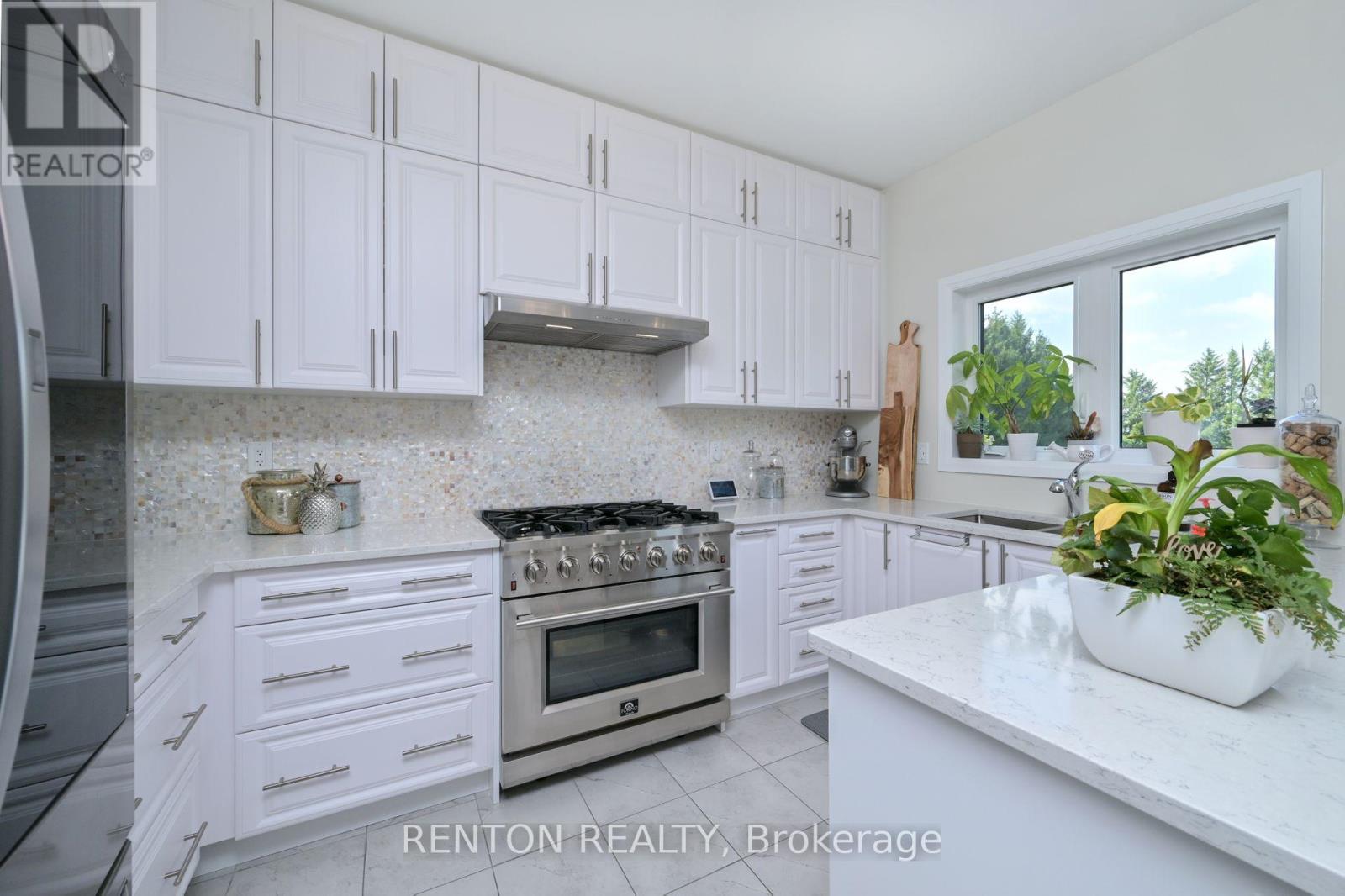 39 Rainey Drive, East Luther Grand Valley, Ontario  L9W 7R5 - Photo 3 - X12706378