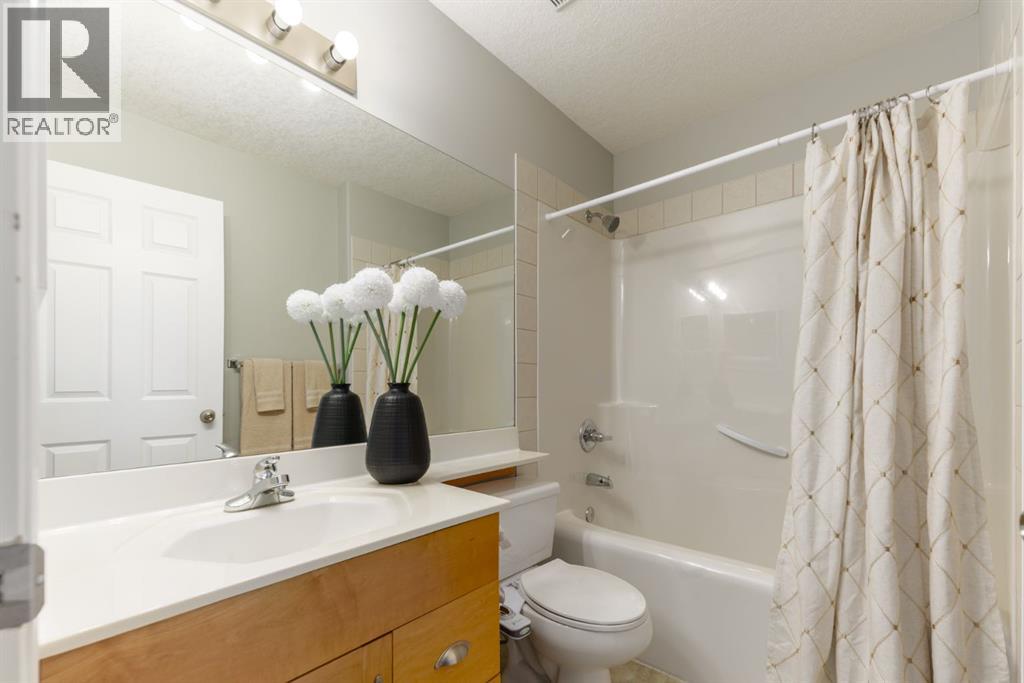 38 Simcoe Crescent Sw, Calgary, Alberta  T3H 4K6 - Photo 40 - A2279284