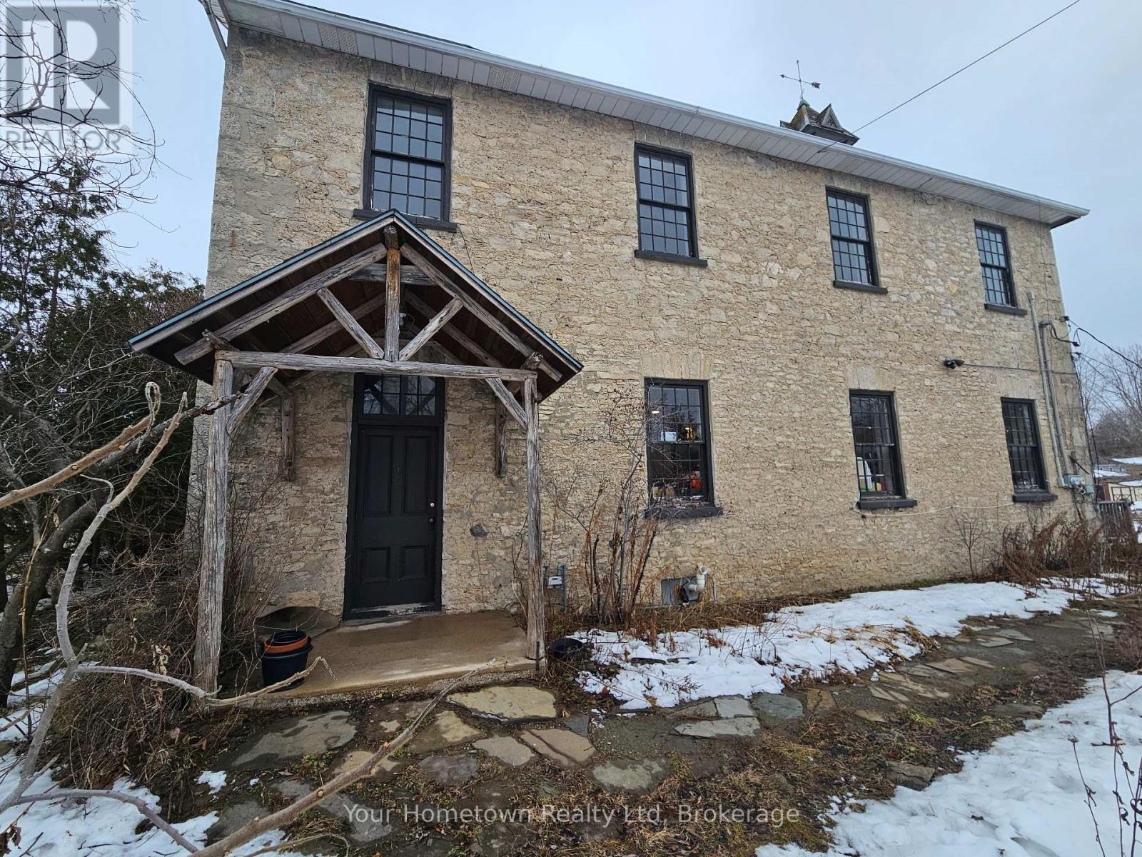 93 WOOLWICH STREET W, centre wellington (elora/salem), Ontario