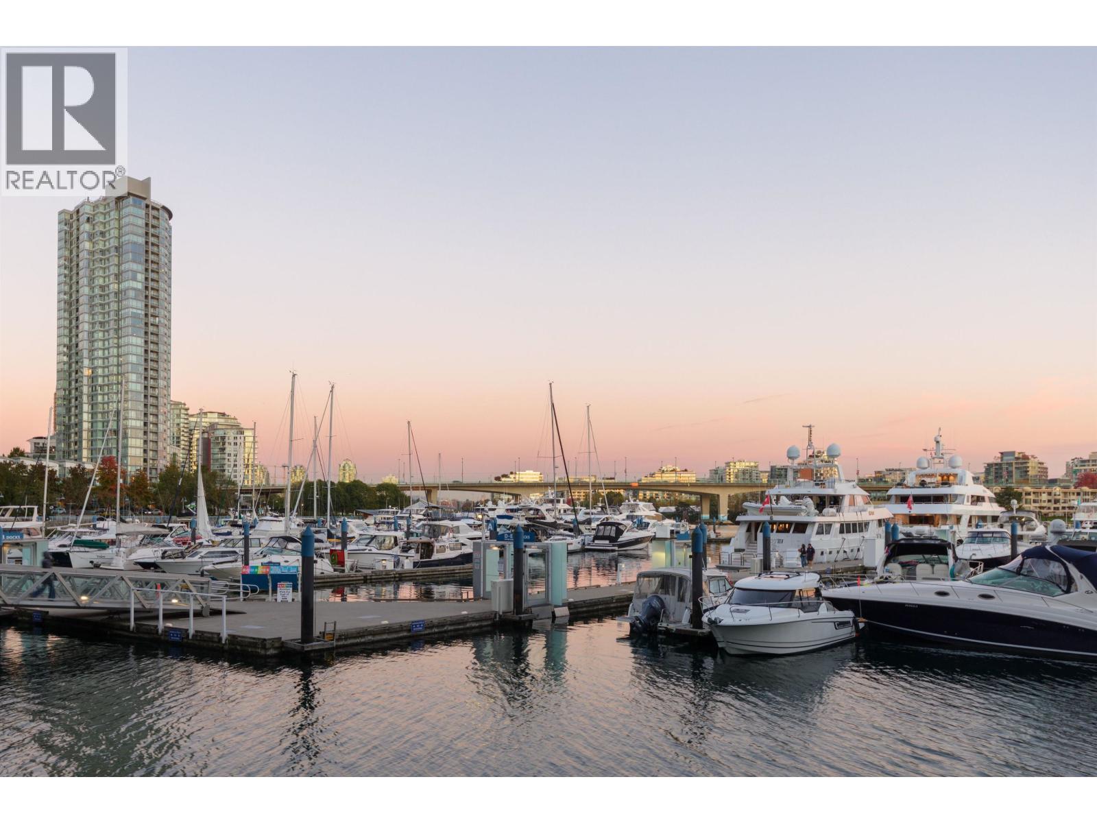 2305 1199 Marinaside Crescent, Vancouver, British Columbia V6Z 2Y2 - Photo 27 - R3061478