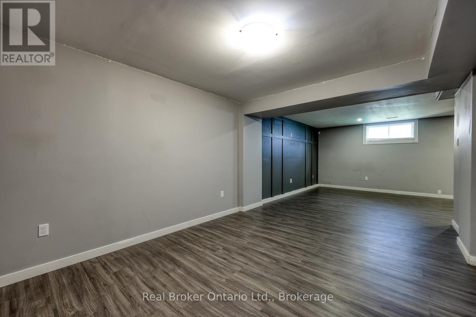 27 Reeves Road, Ingersoll, Ontario  N5C 0E1 - Photo 20 - X12706412